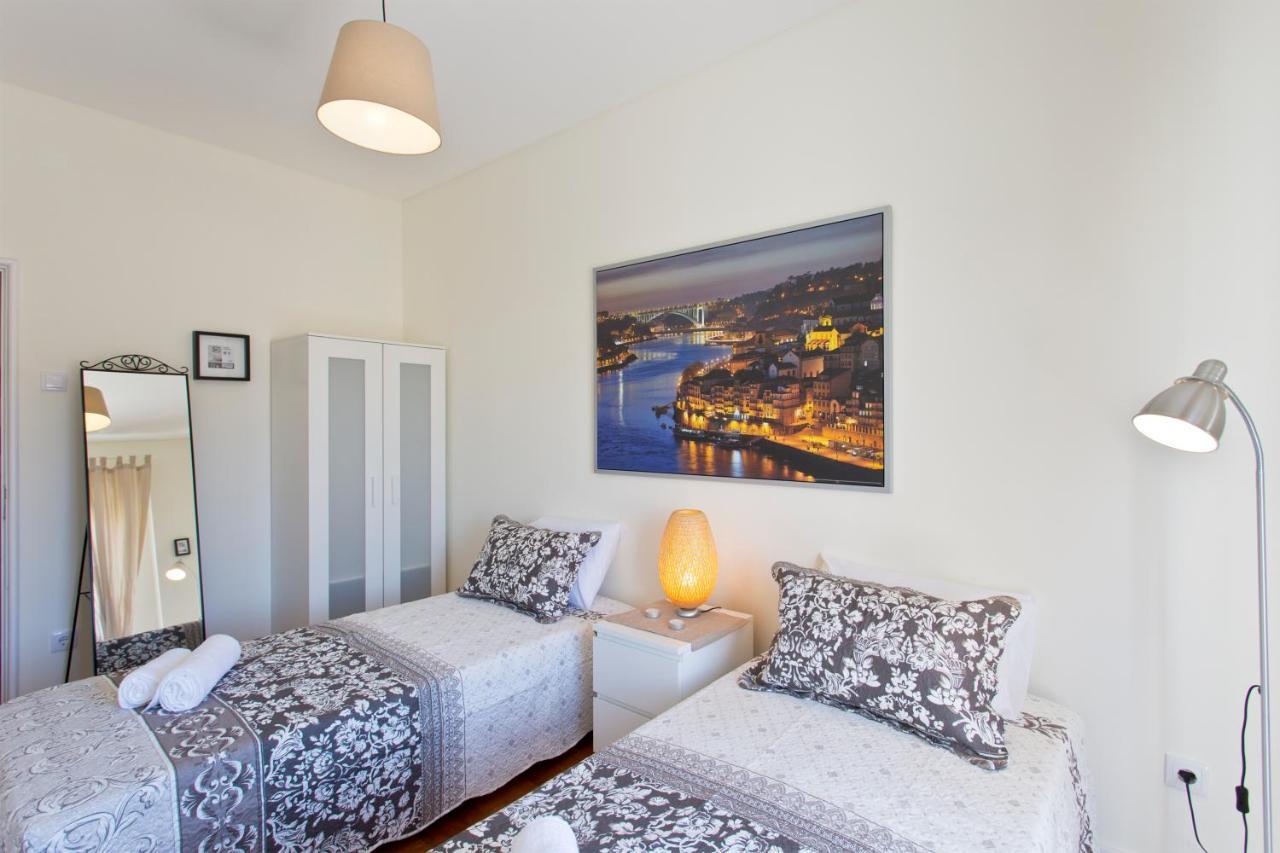 Sweet Flats With Netflix - Bolhao City Center Appartement Porto Buitenkant foto